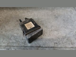 bontott AUDI 80 Ablakfűtés Kapcsoló