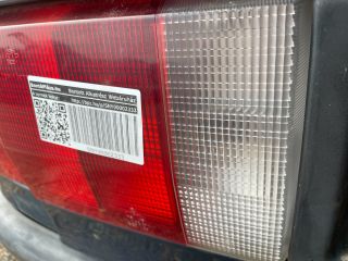 bontott AUDI 80 Bal Belső Hátsó Lámpa