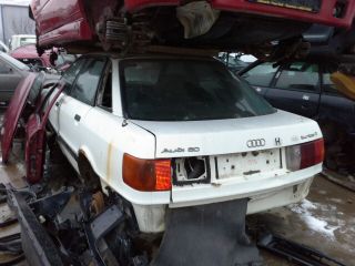 bontott AUDI 80 Bal első Ajtó (Részeivel)