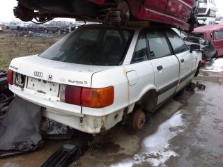 bontott AUDI 80 Bal első Ajtó (Részeivel)