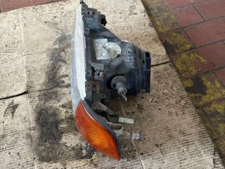 bontott AUDI 80 Bal Fényszóró