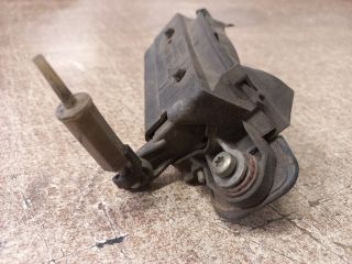 bontott AUDI 80 Bal hátsó Külső Kilincs