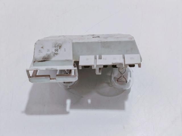 bontott AUDI 80 Bal Hátsó Lámpa Foglalat