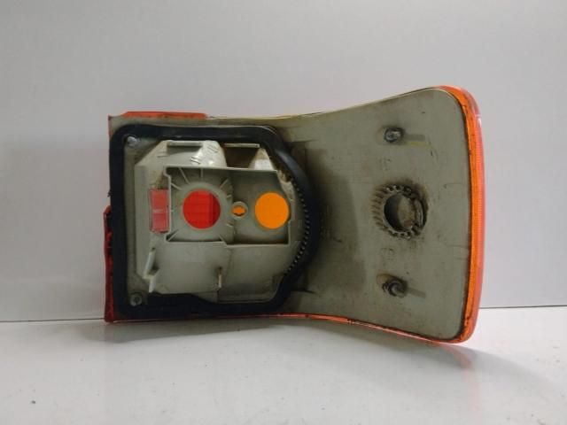 bontott AUDI 80 Bal Hátsó Lámpa