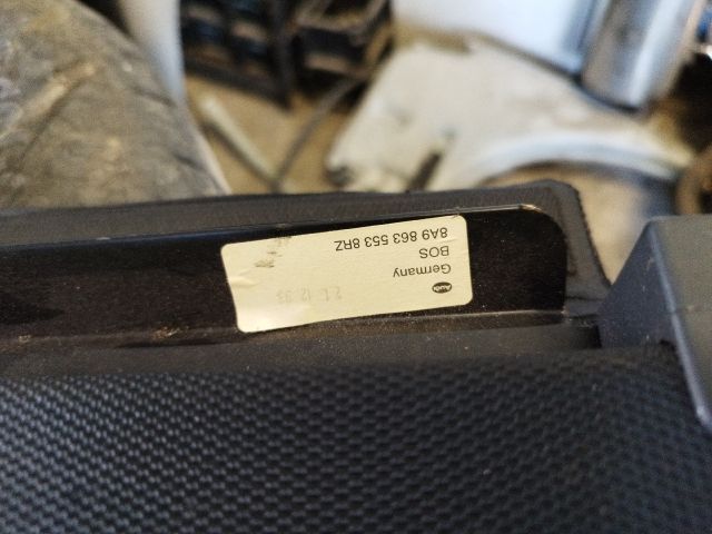 bontott AUDI 80 Csomagtér Roló