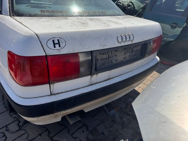 bontott AUDI 80 Csomagtérajtó (Részeivel)