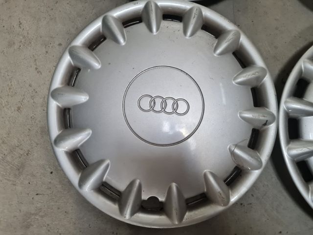 bontott AUDI 80 Dísztárcsa Szett