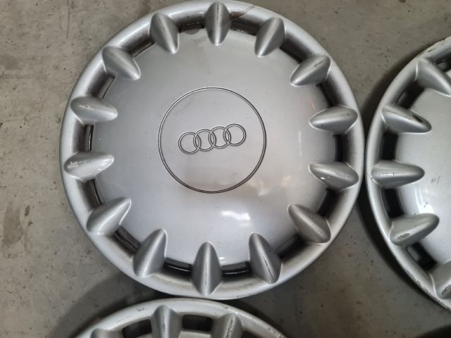 bontott AUDI 80 Dísztárcsa Szett