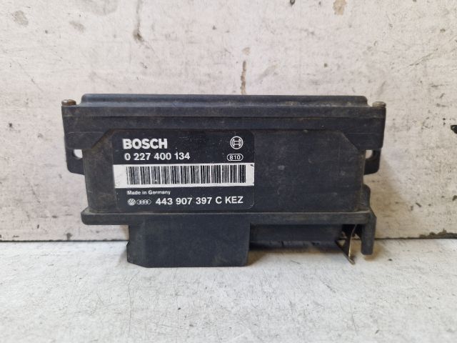 bontott AUDI 80 Elektronika (Magában)