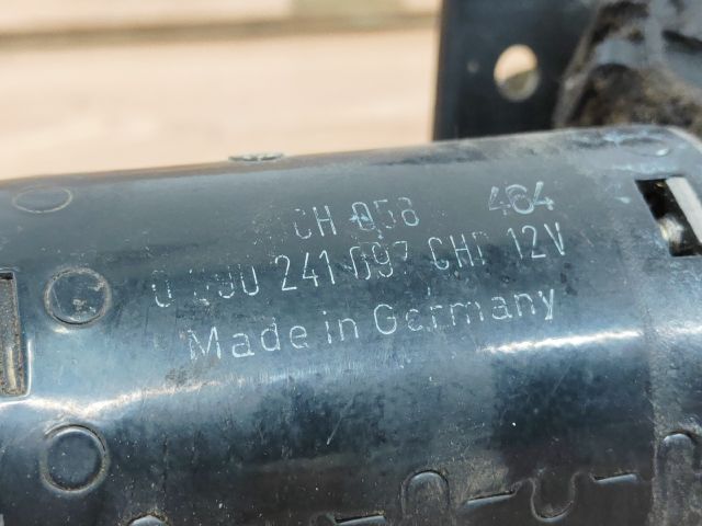 bontott AUDI 80 Első Ablaktörlő Szerkezet Motorral