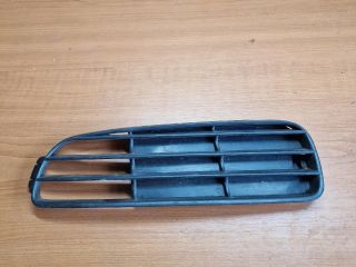 bontott AUDI 80 Első Lökhárító Bal Díszrács