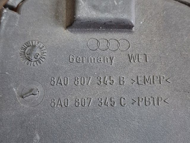 bontott AUDI 80 Első Lökhárító Bal Díszrács