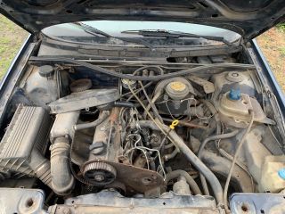 bontott AUDI 80 Első Lökhárító (Részeivel)