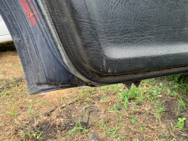 bontott AUDI 80 Első Lökhárító (Részeivel)