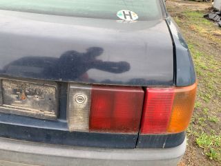 bontott AUDI 80 Első Lökhárító (Részeivel)