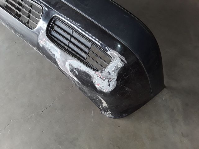 bontott AUDI 80 Első Lökhárító (Üresen)