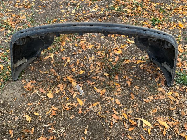 bontott AUDI 80 Első Lökhárító (Üresen)