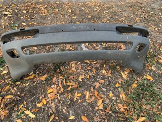 bontott AUDI 80 Első Lökhárító (Üresen)