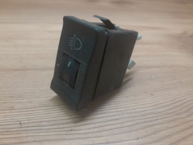 bontott AUDI 80 Fényszórómagasság Állító Kapcsoló