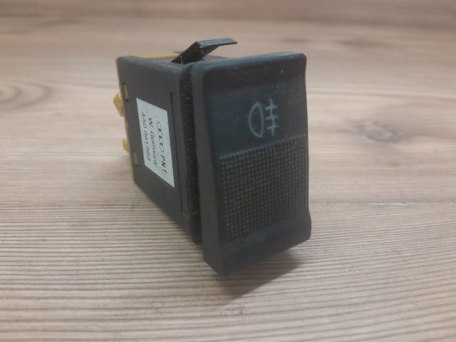 bontott AUDI 80 Hátsó Ködzárófény Kapcsoló