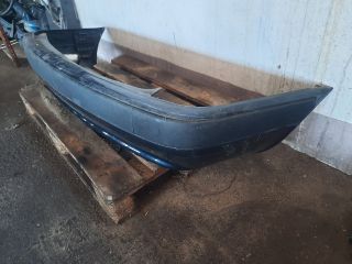 bontott AUDI 80 Hátsó Lökhárító (Részeivel)