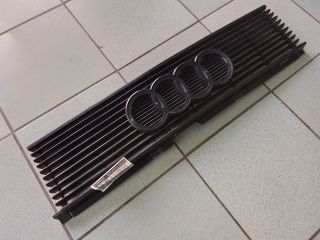 bontott AUDI 80 Hűtőrács