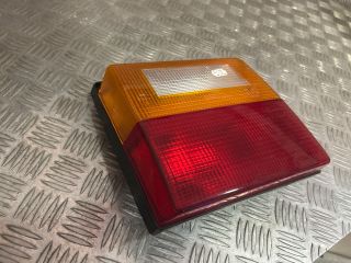bontott AUDI 80 Jobb Belső Hátsó Lámpa