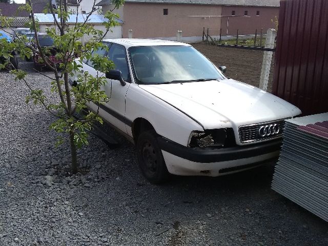 bontott AUDI 80 Jobb első Ablakvezető Gumi