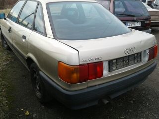 bontott AUDI 80 Jobb első Ajtó (Üres lemez)