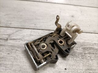 bontott AUDI 80 Jobb első Ajtózár