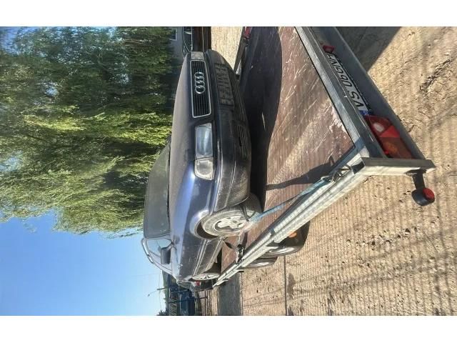 bontott AUDI 80 Jobb első Sárvédő