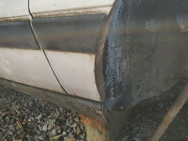 bontott AUDI 80 Jobb első Sárvédő