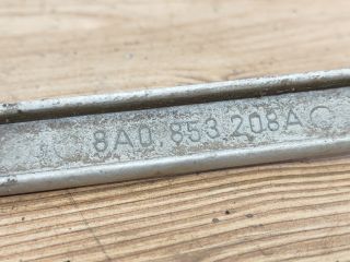 bontott AUDI 80 Jobb Fényszóró Bajusz Díszléc