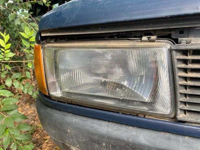 bontott AUDI 80 Jobb Fényszóró
