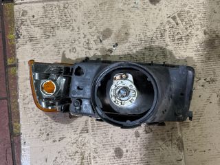 bontott AUDI 80 Jobb Fényszóró