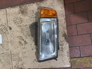 bontott AUDI 80 Jobb Fényszóró