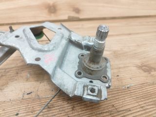 bontott AUDI 80 Jobb hátsó Ablakemelő Szerkezet (Mechanikus)