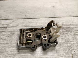 bontott AUDI 80 Jobb hátsó Ajtózár