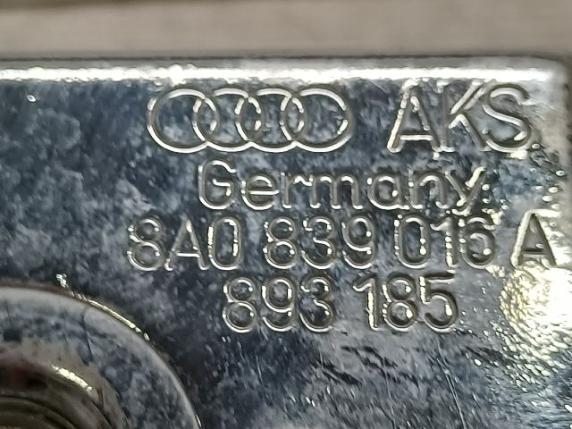 bontott AUDI 80 Jobb hátsó Ajtózár