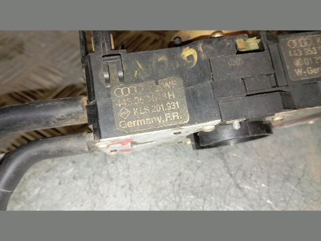 bontott AUDI 80 Komplett Kormánykapcsoló (Bajuszkapcsoló)