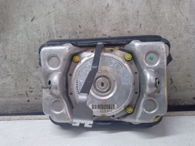 bontott AUDI 80 Kormánylégzsák