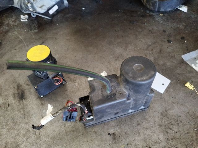 bontott AUDI 80 Központizár Motor (Pozíciófüggetlen)