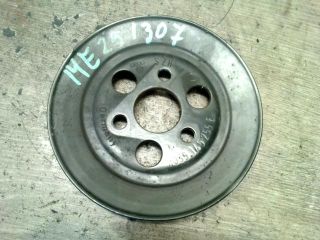 bontott AUDI 80 Szervó Szivattyú Szíjtárcsa