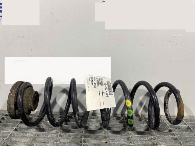 bontott AUDI A1 Hátsó Rugó