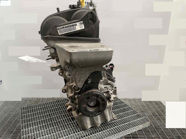 bontott AUDI A1 Motor (Fűzött blokk hengerfejjel)