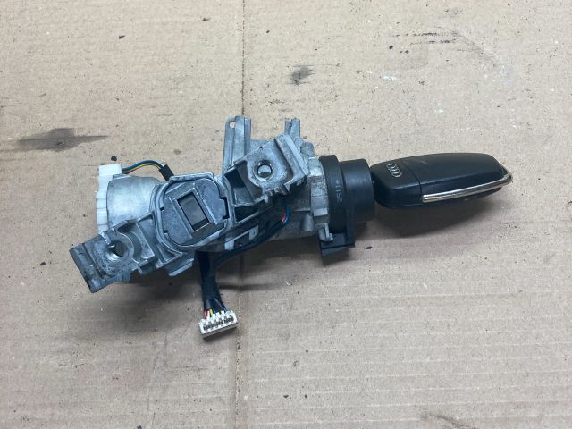 bontott AUDI A1 Gyújtáskapcsoló Házzal