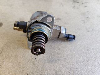 bontott AUDI A1 Nagynyomású Szivattyú