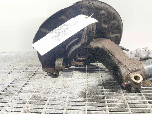 bontott AUDI A1 Bal első Csonkállvány