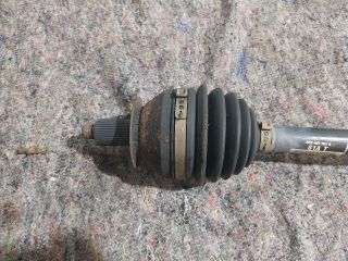 bontott AUDI A1 Bal Féltengely