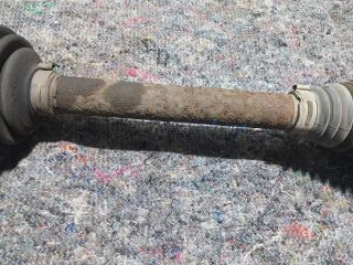 bontott AUDI A1 Bal Féltengely